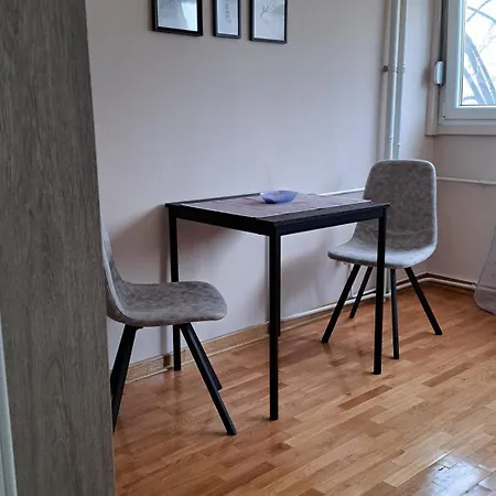 Vist 3 Apartment *